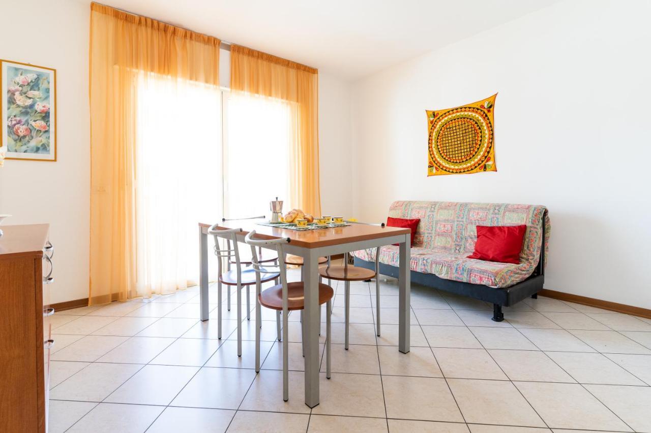 Ca' Mira Apartments Caorle Exterior photo