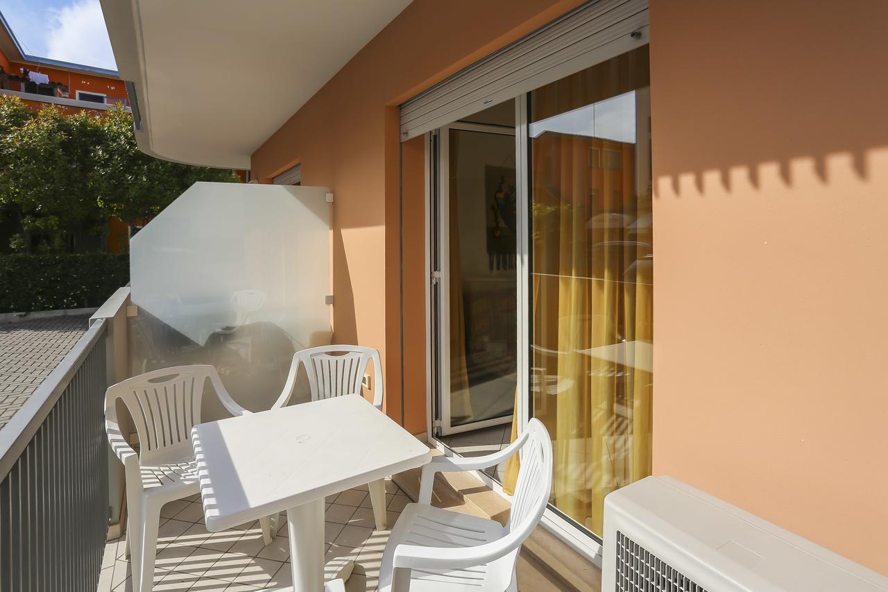 Ca' Mira Apartments Caorle Exterior photo